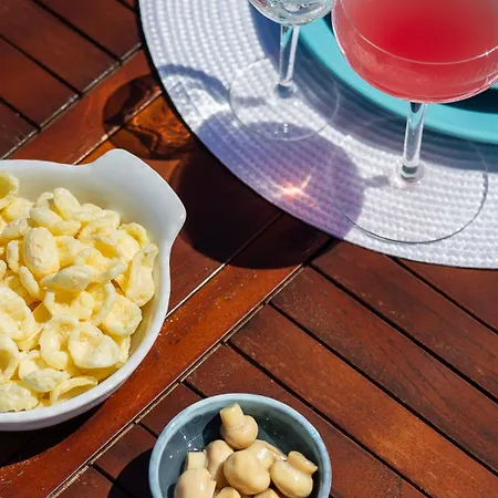 Domus De Iris Tra Mare E Storia *