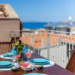 Domus De Iris Tra Mare E Storia Кастельсардо