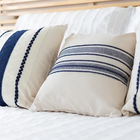 Domus De Iris Tra Mare E Storia