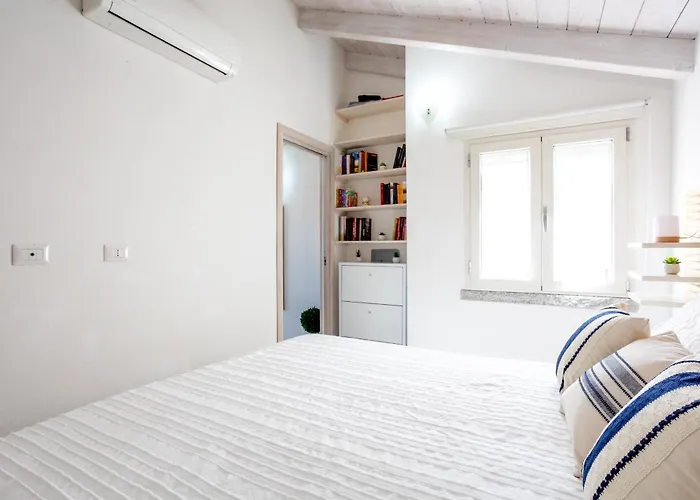 Апартаменты Domus De Iris Tra Mare E Storia Кастельсардо