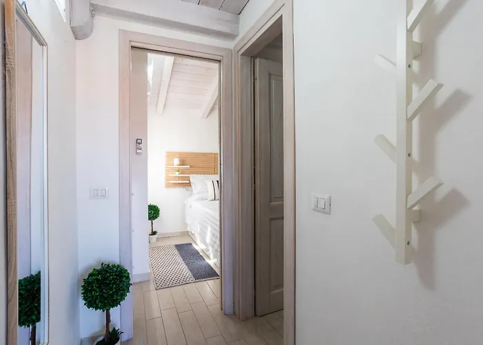 Апартаменты Domus De Iris Tra Mare E Storia *